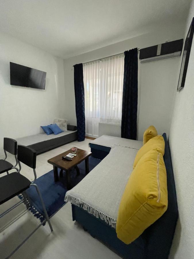 Guest House Mylan Licko Petrovo Selo Eksteriør billede